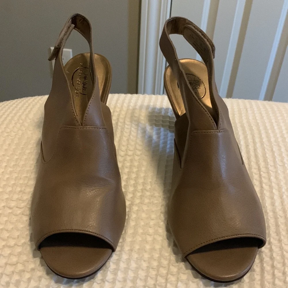 Booties/Shooties - Picture 2 of 6